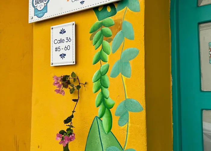 El Barrio Hostal