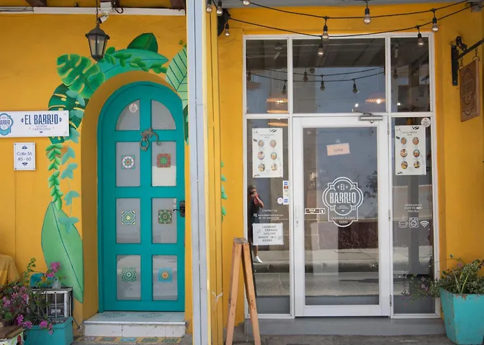 El Barrio Hostal